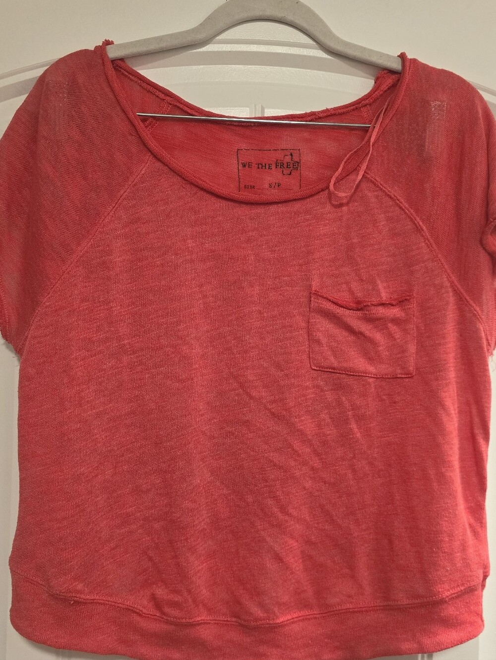 🌟7/25$ FREE PEOPLE X We The Free Coral Gauze Pocket Short Sleeve Top